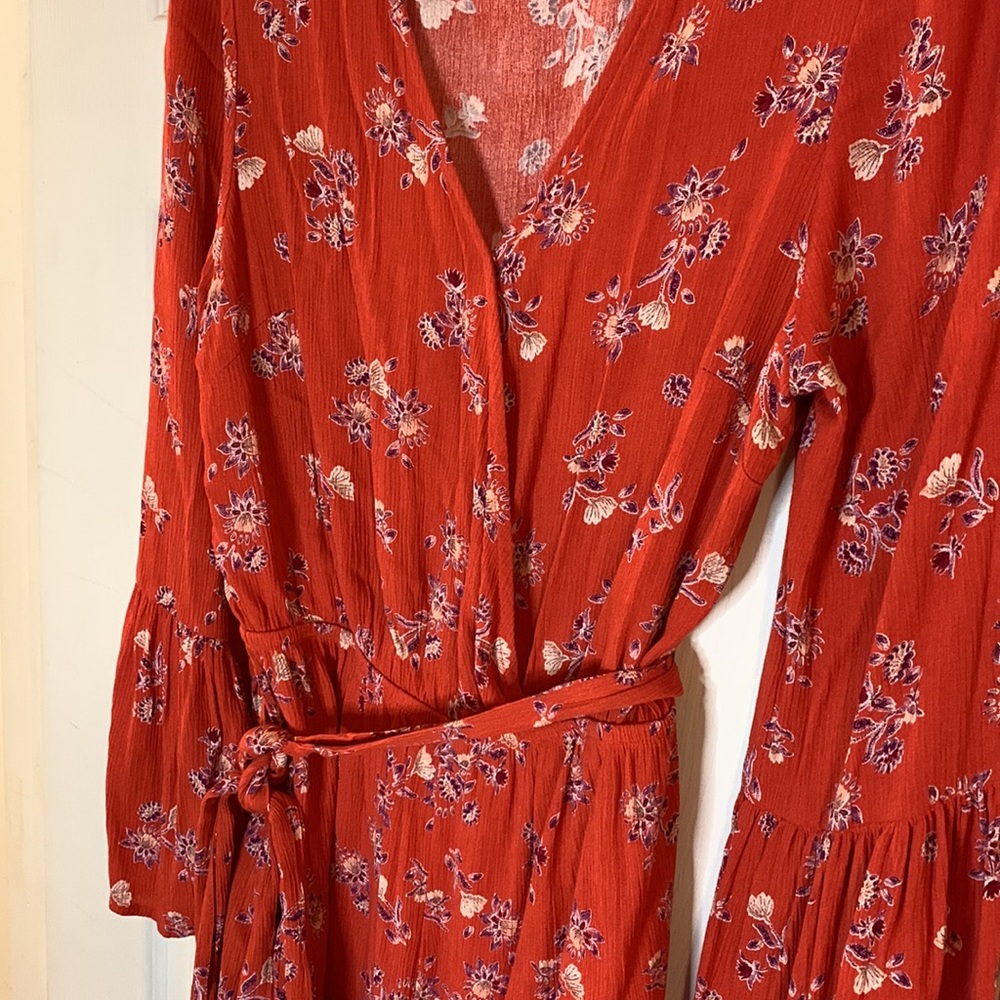 •COTTON ON FLORAL BOHO ROMPER• Size L, worn once, flowy & floral - Picture 6 of 7